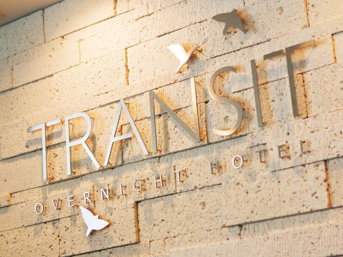 Transit Overnight Hotel Yomitan Buitenkant foto